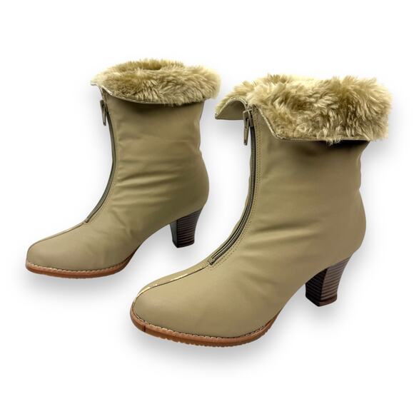 1970's brand new tan winter waterproof faux fur lined boots - Picture 2 of 16